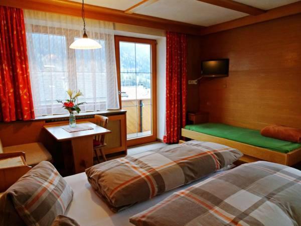 Hotel Haus Christina à Trins Extérieur photo